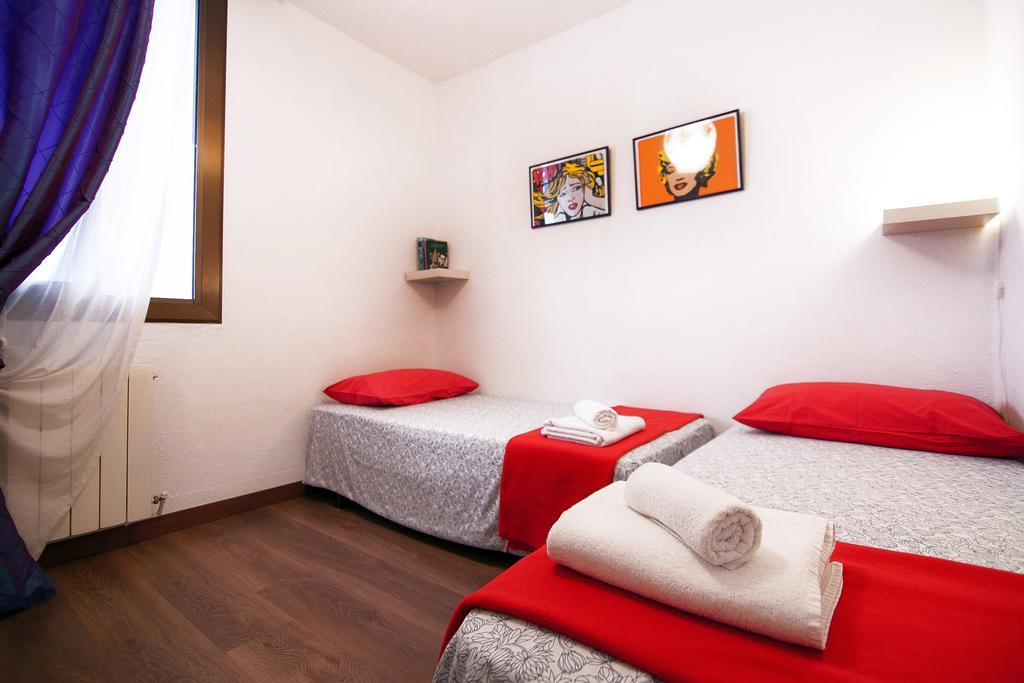 Casa Tortilla Sagrada Familia Barcelona Zimmer foto